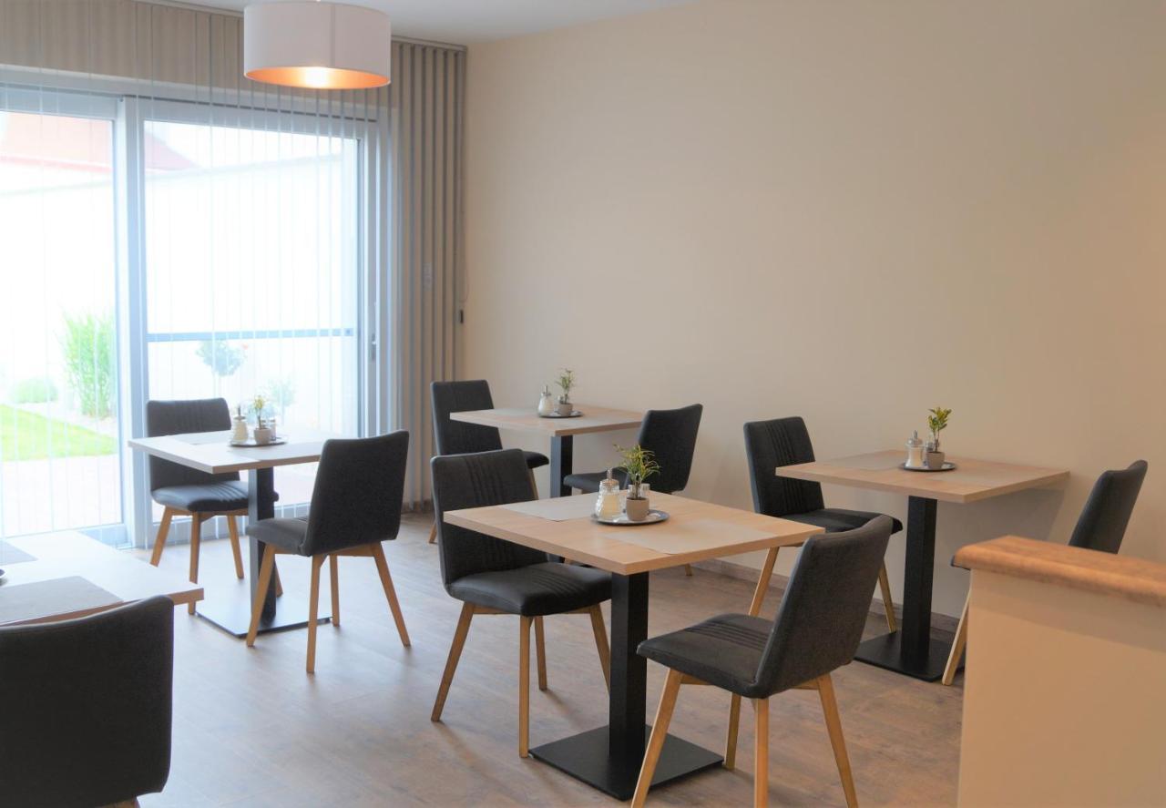Gaestehaus Gisch Sandra Podersdorf am See Bagian luar foto